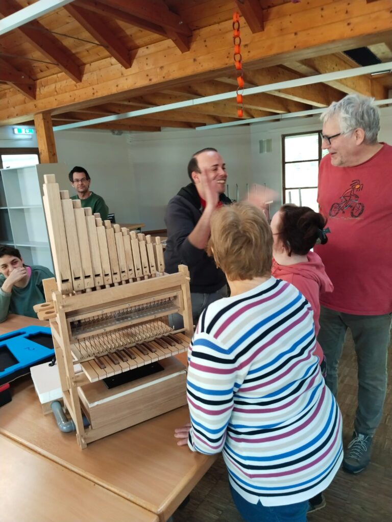 11e8bda7 ee98 4eb9 9199 dbfe35840ae7